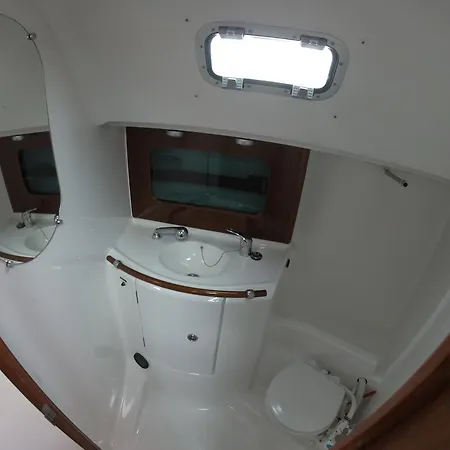 Boat At - Seehund Bateau-hôtel *